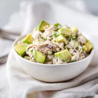 10 Minute Healthy Tuna Salad with Avocado
