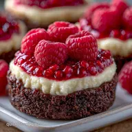 Mini Raspberry Cheesecakes in 45 Min