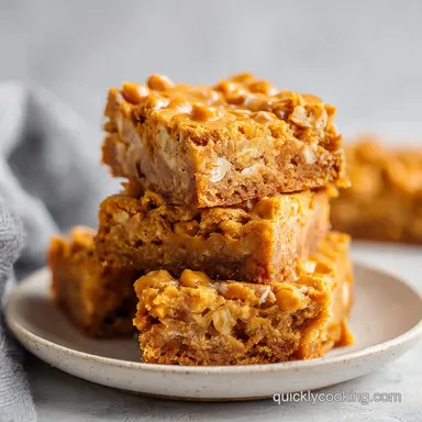 Butterscotch Toffee Cookie Bars: Chewy